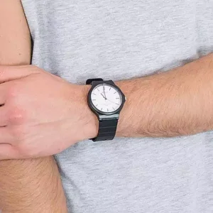 ساعت مچی مردانه کاسیو مدل MW-240-7E